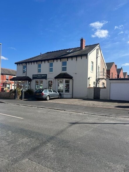 1 Knowle Av, Blackpool à vendre - Photo du bâtiment - Image 2 de 24
