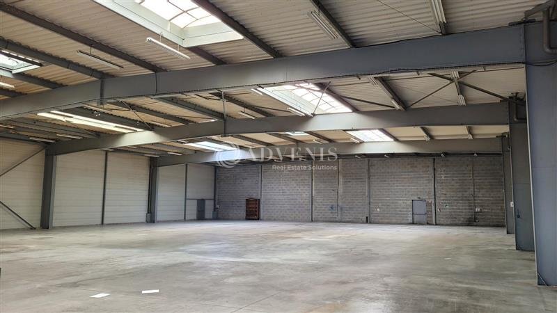 Flex in Les Sorinières for lease - Building Photo - Image 3 of 3