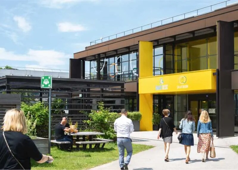 6 Rue Du Jura, Rungis à louer - Photo du bâtiment - Image 2 de 9