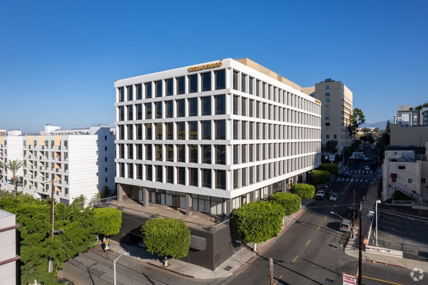 1200 Wilshire Blvd, Los Angeles, CA à louer - Photo du bâtiment - Image 2 de 13