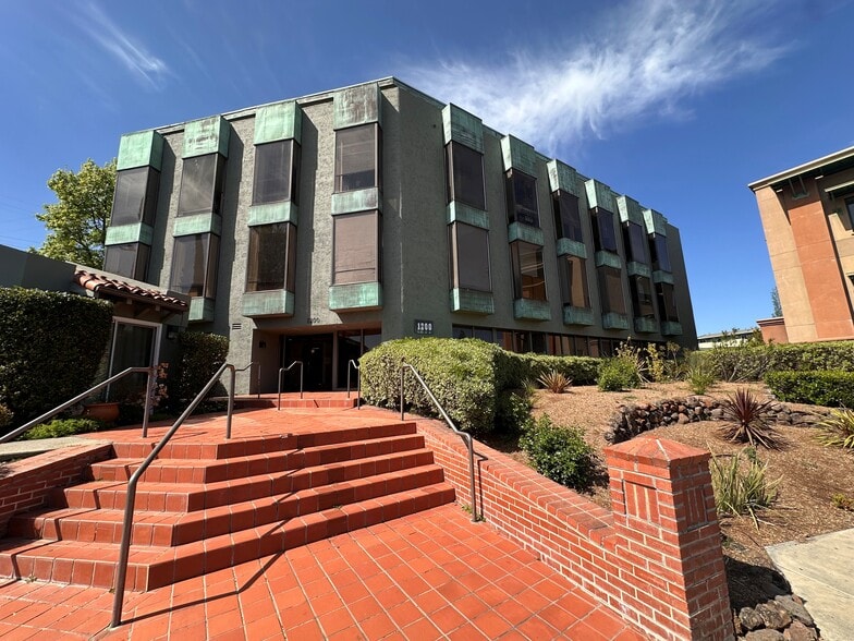 1200 Mt Diablo Blvd, Walnut Creek, CA for lease - Building Photo - Image 3 of 14