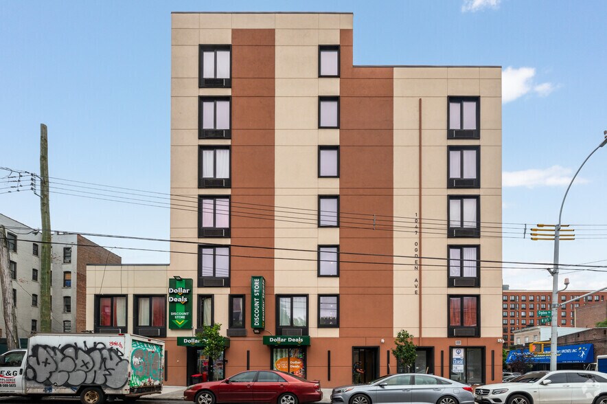 1049 Ogden Ave, Bronx, NY à louer - Photo du bâtiment - Image 2 de 4