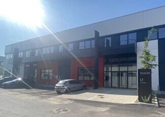 Plus de détails pour 27 Chemin Des Peupliers, Dardilly - Bureau à louer