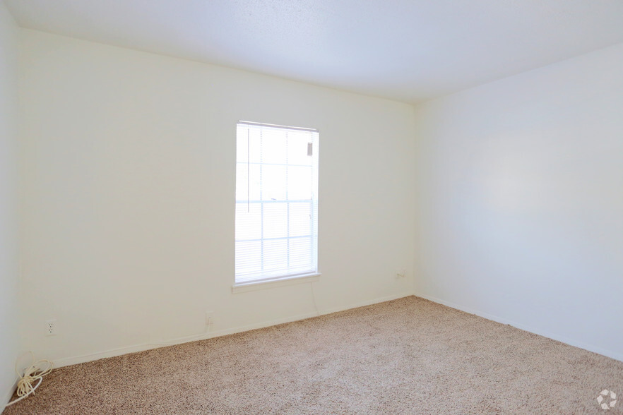 2435 McKinley Ave, El Paso, TX for sale - Building Photo - Image 1 of 1