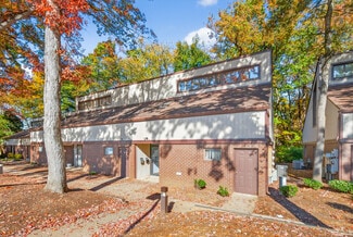 More details for 5-10 Brunswick Woods Dr, East Brunswick, NJ - Office for Sale