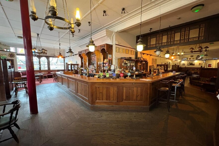 53 Hoe St, London for sale - Building Photo - Image 2 of 9