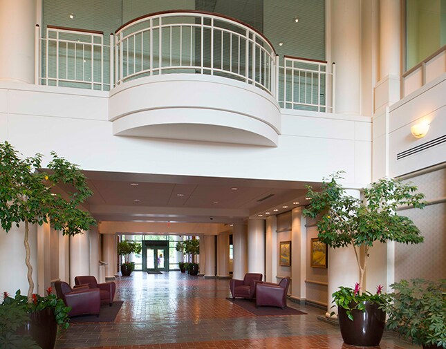 95 Glastonbury Blvd, Glastonbury, CT for lease - Interior Photo - Image 2 of 5