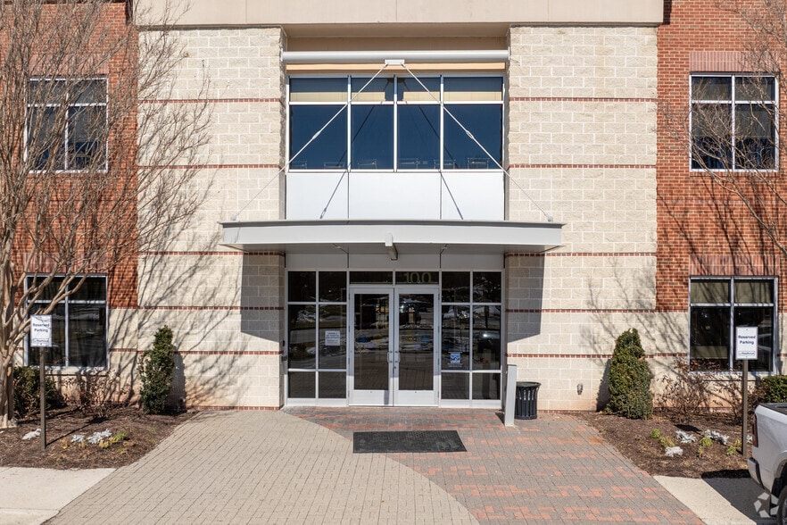 100 Eastshore Dr, Glen Allen, VA for lease - Building Photo - Image 3 of 4