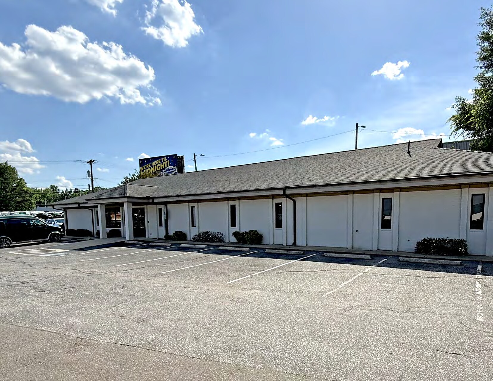 2396 E Franklin Blvd, Gastonia, NC à vendre Photo principale- Image 1 de 8