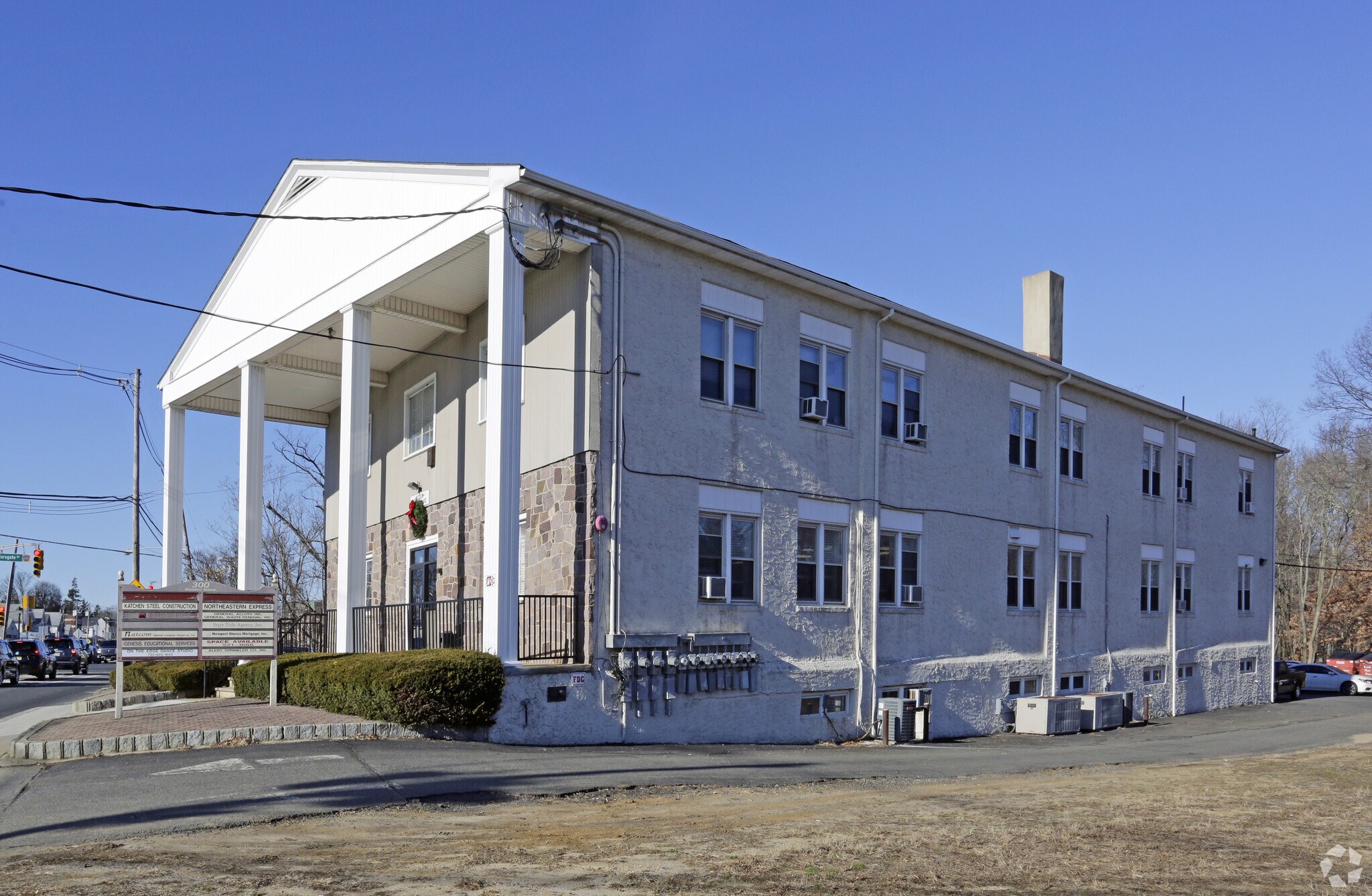 300 Buckelew Ave, Jamesburg, NJ à vendre Photo du bâtiment- Image 1 de 4