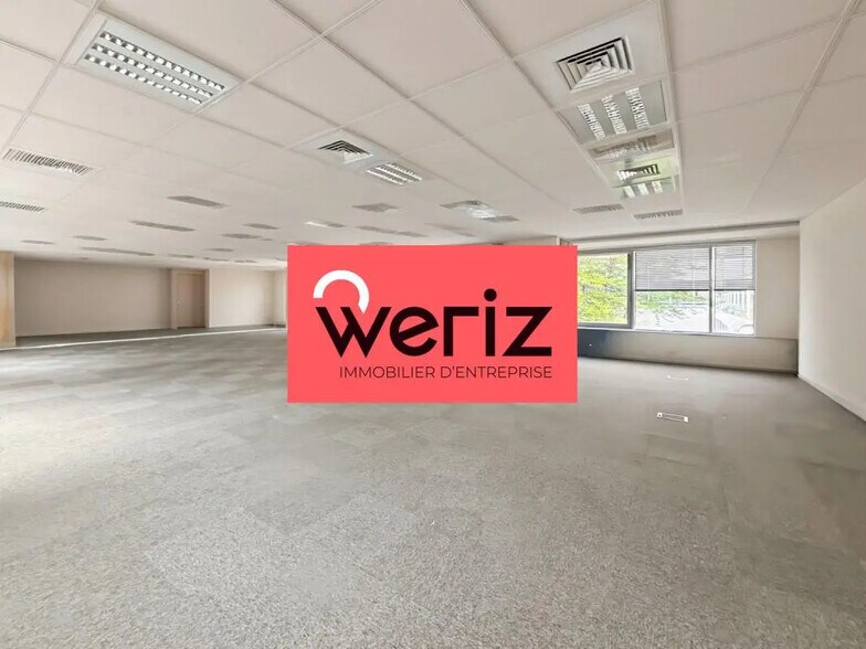 Bureau dans Marseille à louer - Photo du bâtiment - Image 2 de 7