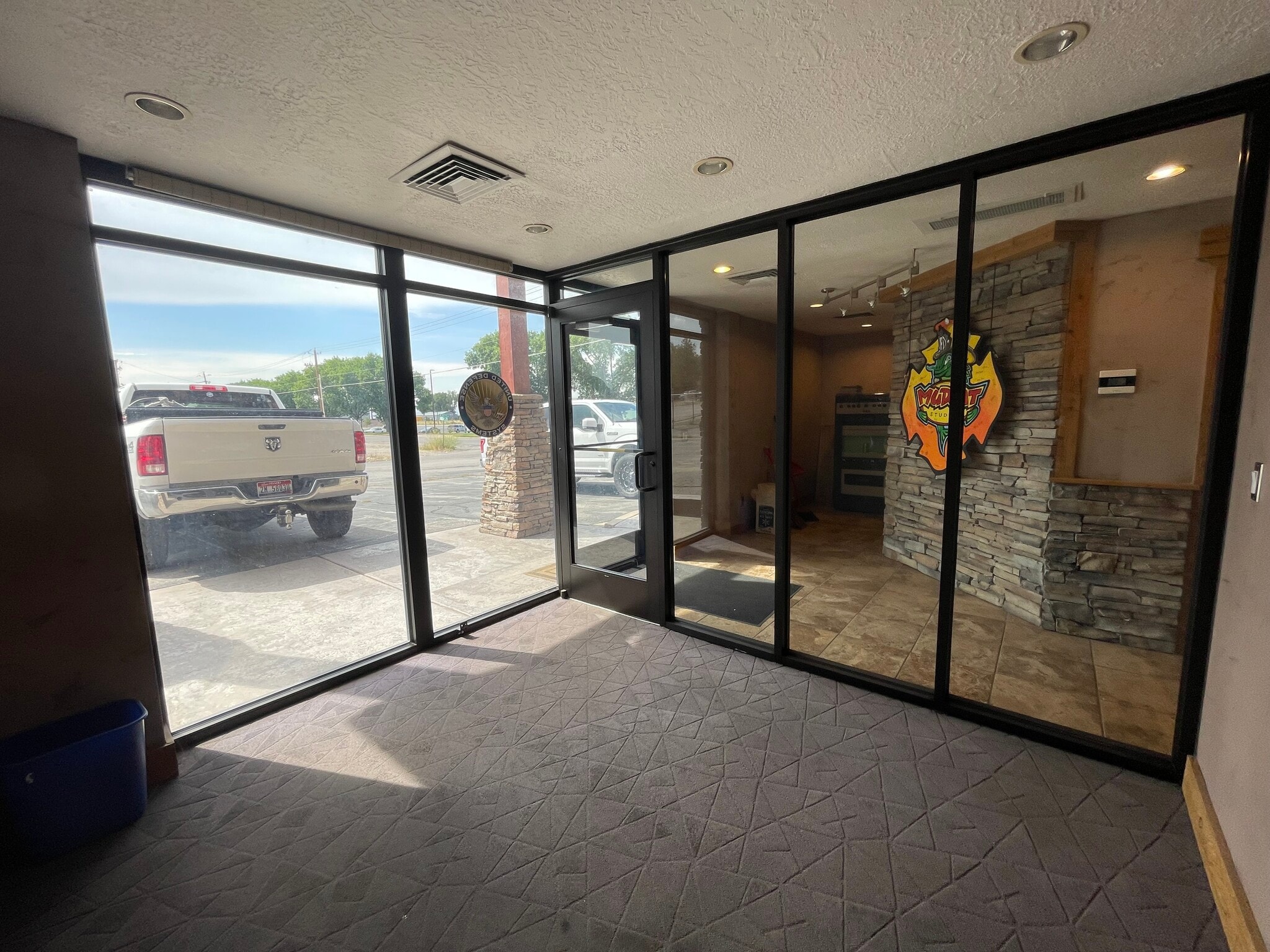 3320 S 1325 W, Ogden, UT for lease Interior Photo- Image 1 of 12
