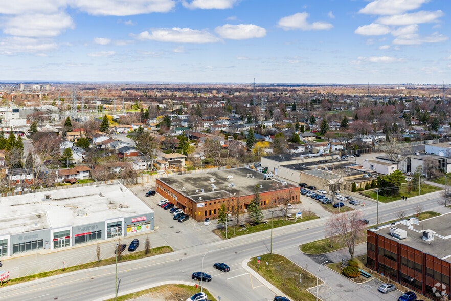 285 Av Labrosse, Pointe-claire, QC à louer - Aérien - Image 2 de 6