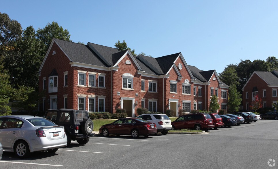 7821-7835 Belle Point Dr, Greenbelt, MD à vendre - Photo principale - Image 1 de 1