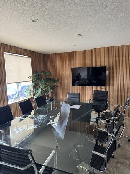 127 Arena St, El Segundo, CA for lease - Building Photo - Image 3 of 4