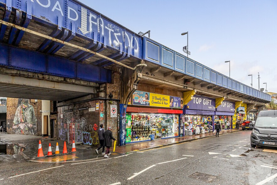 Granville Arc, London à vendre - Photo du b timent - Image 2 de 3