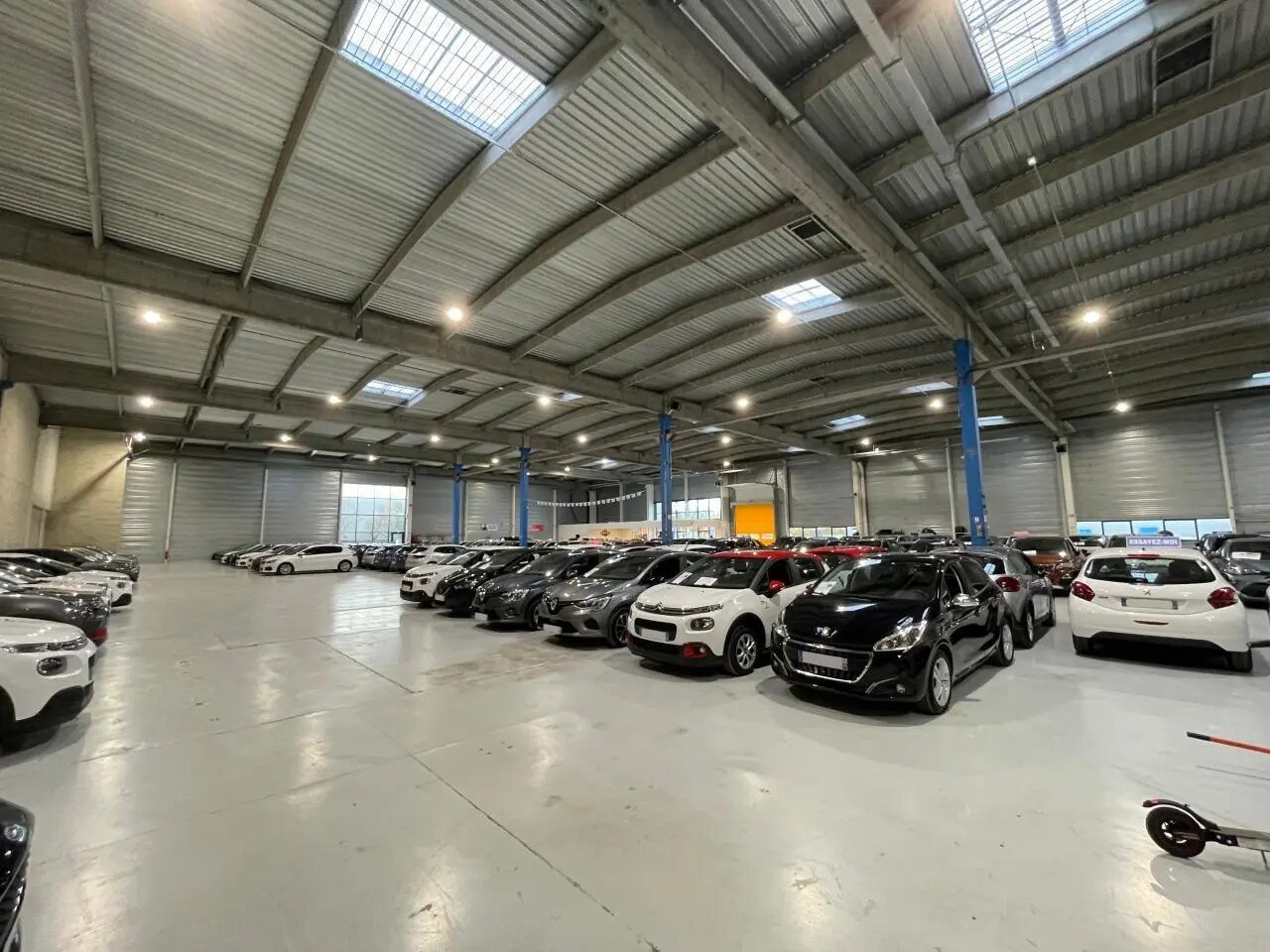 Flex dans Taverny à louer Photo du bâtiment- Image 1 de 9