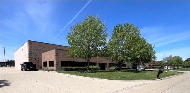 Plus de détails pour 44621 Morley Dr, Clinton Township, MI - Industriel à louer