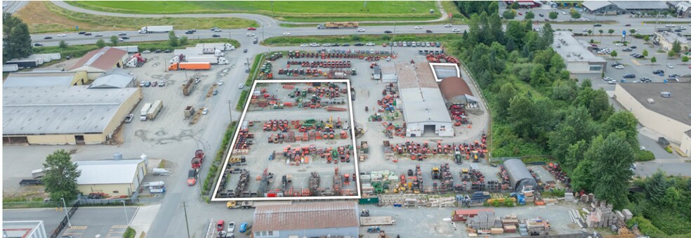 1521 Sumas Way, Abbotsford, BC à louer - Aérien - Image 3 de 5