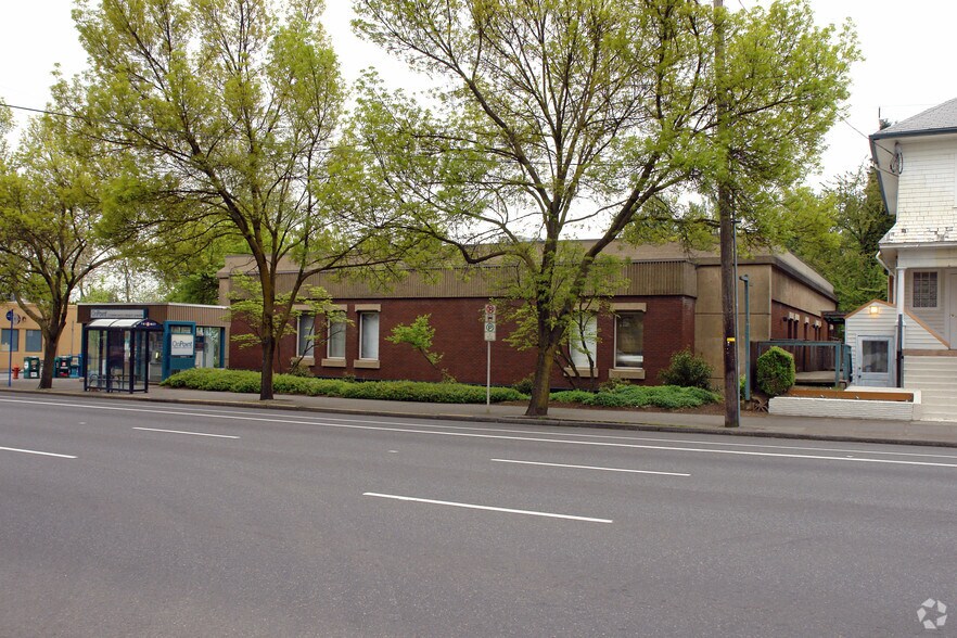 1720 NE 9th Ave, Portland, OR à vendre - Photo principale - Image 1 de 2