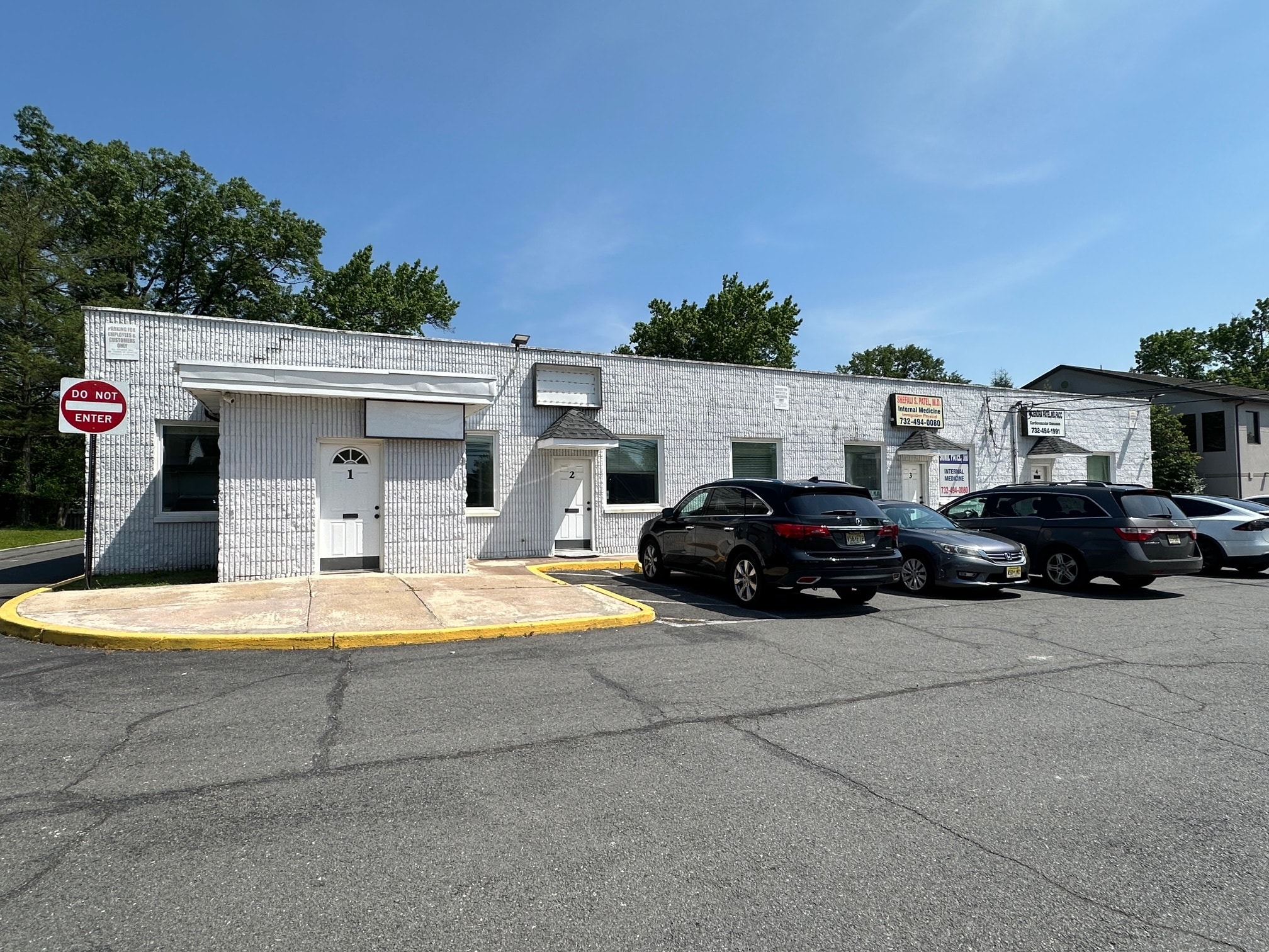 1804 Oak Tree Rd, Edison, NJ à louer Photo du bâtiment- Image 1 de 8