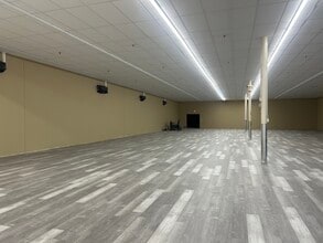 183-191 Elm St, Milford, NH for lease Interior Photo- Image 1 of 2