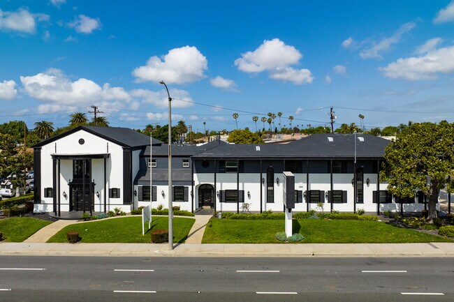 More details for 619 S Prairie Ave, Inglewood, CA - Flex for Lease