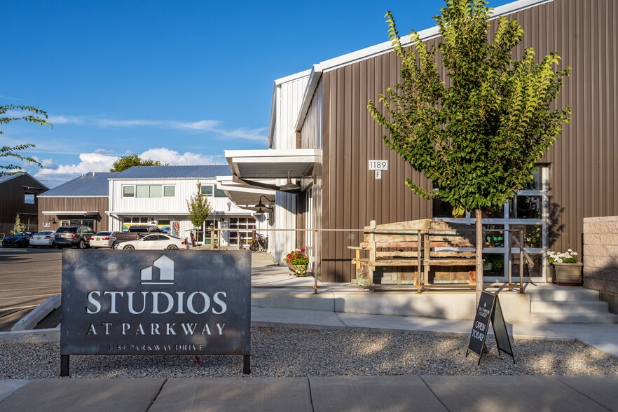 1189 Parkway Dr, Santa Fe, NM à vendre - Photo du bâtiment - Image 2 de 55