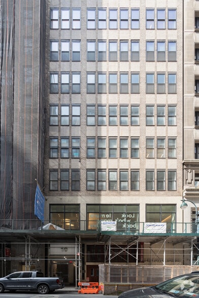 10 E 38th St, New York, NY for lease - Building Photo - Image 2 of 19