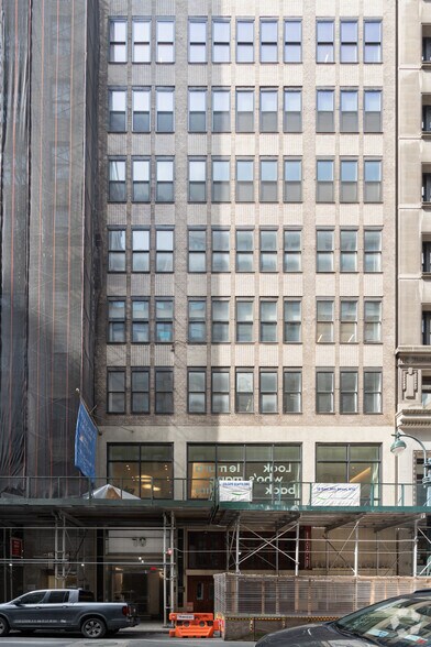 10 E 38th St, New York, NY à louer - Photo du bâtiment - Image 2 de 17