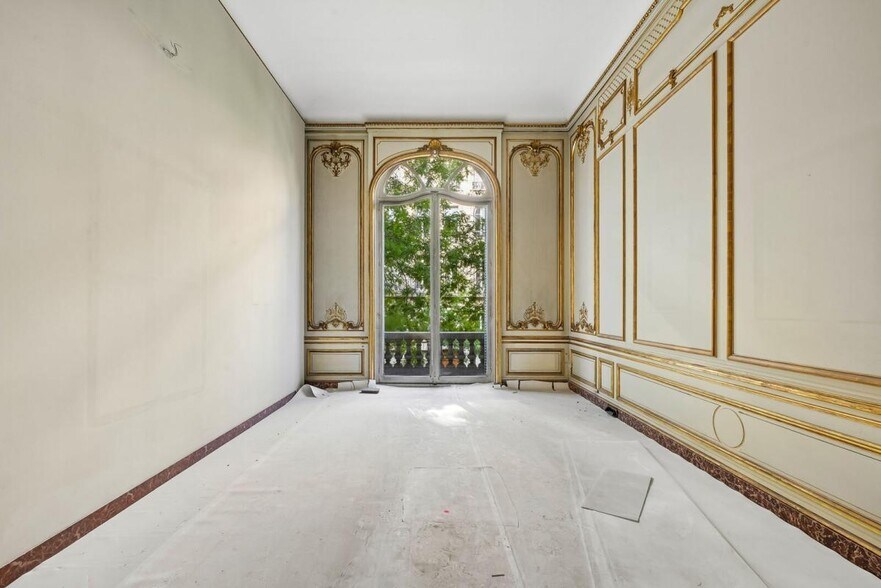 100 Avenue Raymond Poincaré, Paris for lease - Interior Photo - Image 2 of 19