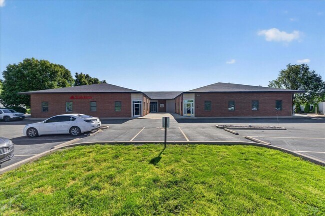 More details for 618 Cepi Dr, Chesterfield, MO - Office for Lease