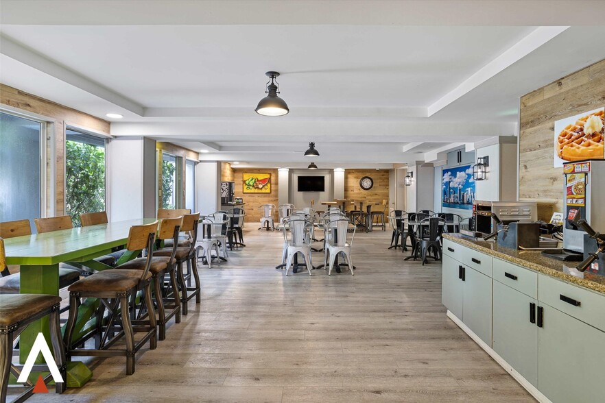 3959 NW 79th Ave, Doral, FL à vendre - Photo intérieure - Image 3 de 27