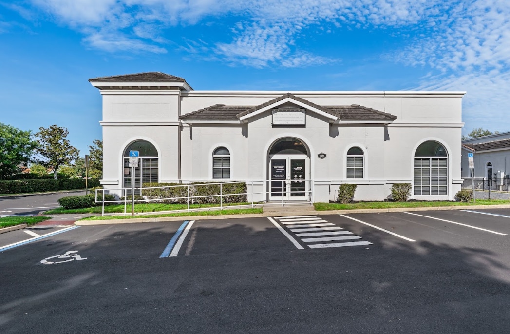 2285 N Central Ave, Kissimmee, FL for lease Building Photo- Image 1 of 14