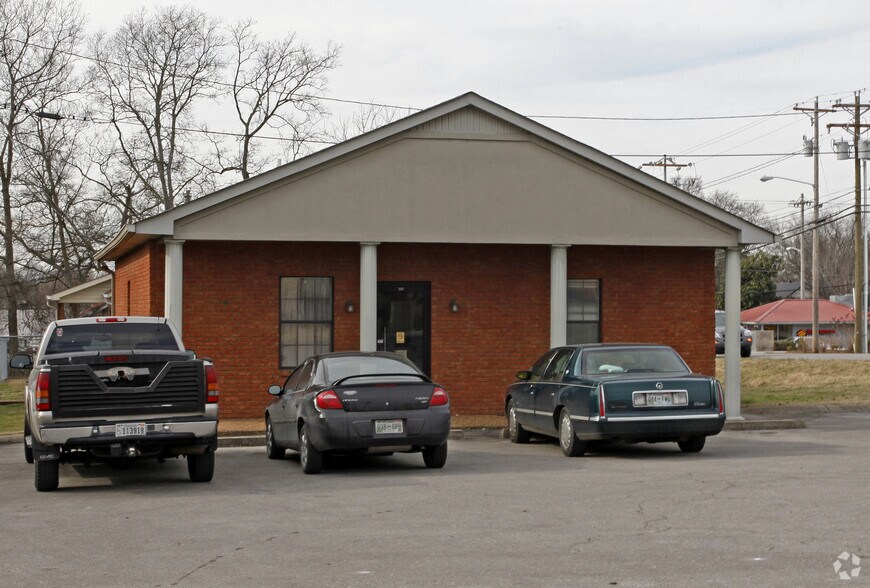 324 N Maple St, Lebanon, TN à louer - Photo du bâtiment - Image 3 de 3