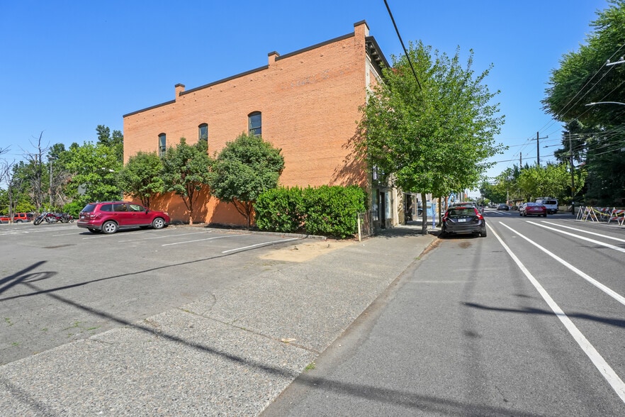 3037 N Williams Ave, Portland, OR for sale - Building Photo - Image 3 of 16