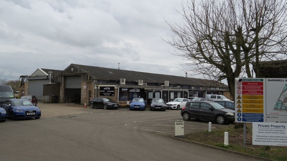 Barnwell Rd, Oundle for lease - Building Photo - Image 3 of 4