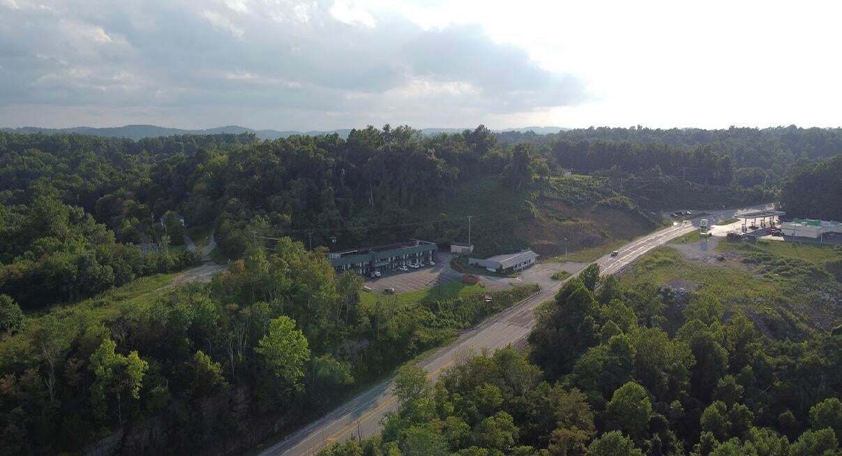 1798 S Wilderness Rd, Mount Vernon, KY for sale Building Photo- Image 1 of 4