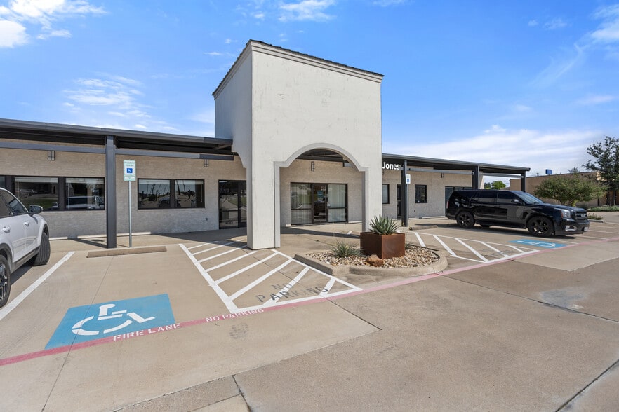 108 S Ranch House Rd, Aledo, TX for lease - Building Photo - Image 3 of 6