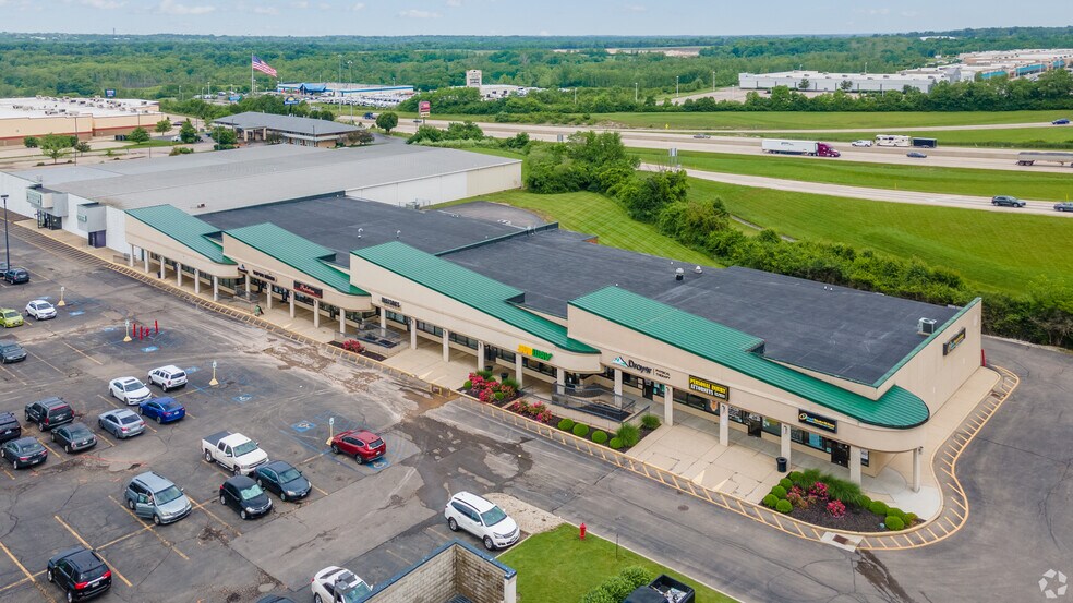 7791-7825 Waynetowne Blvd, Dayton, OH à louer - Photo du bâtiment - Image 2 de 21