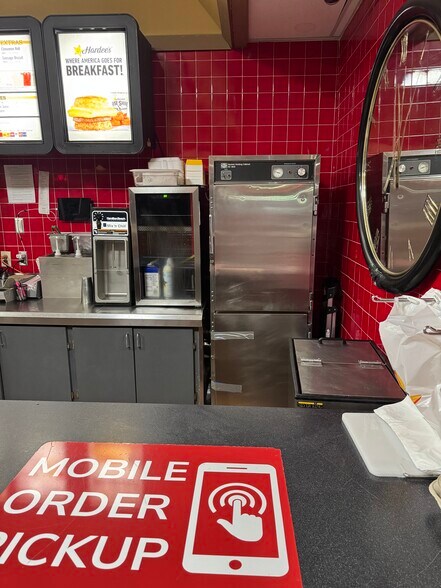 5212 Silver Star Rd, Orlando, FL à vendre - Photo du bâtiment - Image 3 de 12