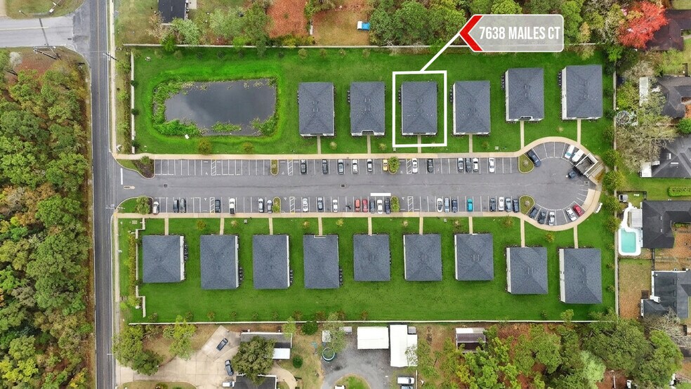 7638 Mailes Ct, Jacksonville, FL à vendre - Photo du bâtiment - Image 3 de 15