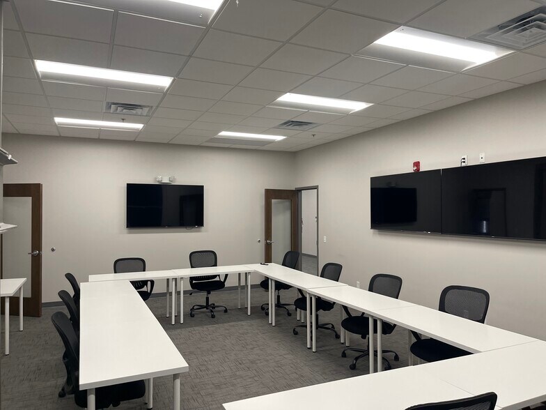 401 E Colfax Ave, South Bend, IN à louer - Photo intérieure - Image 3 de 20