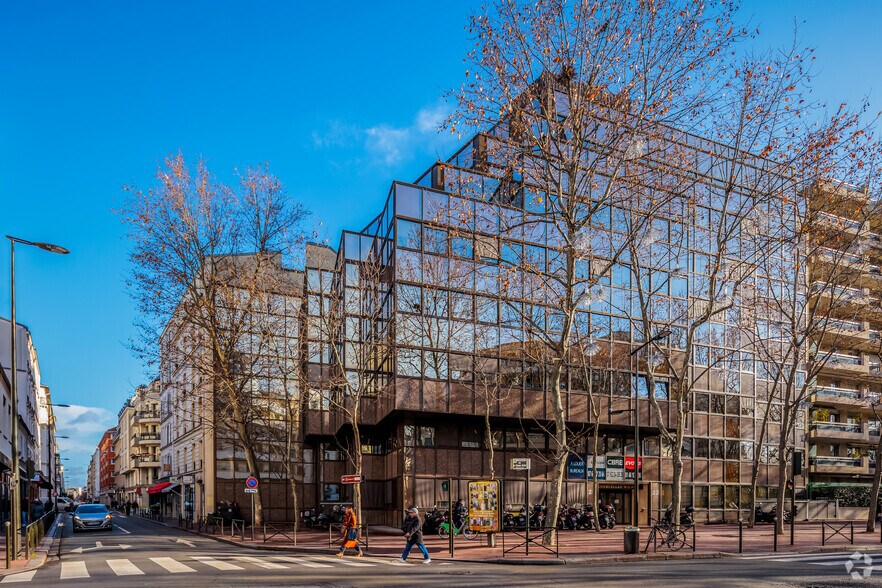 22 Rue Du President Wilson, Levallois-Perret for lease - Building Photo - Image 2 of 2