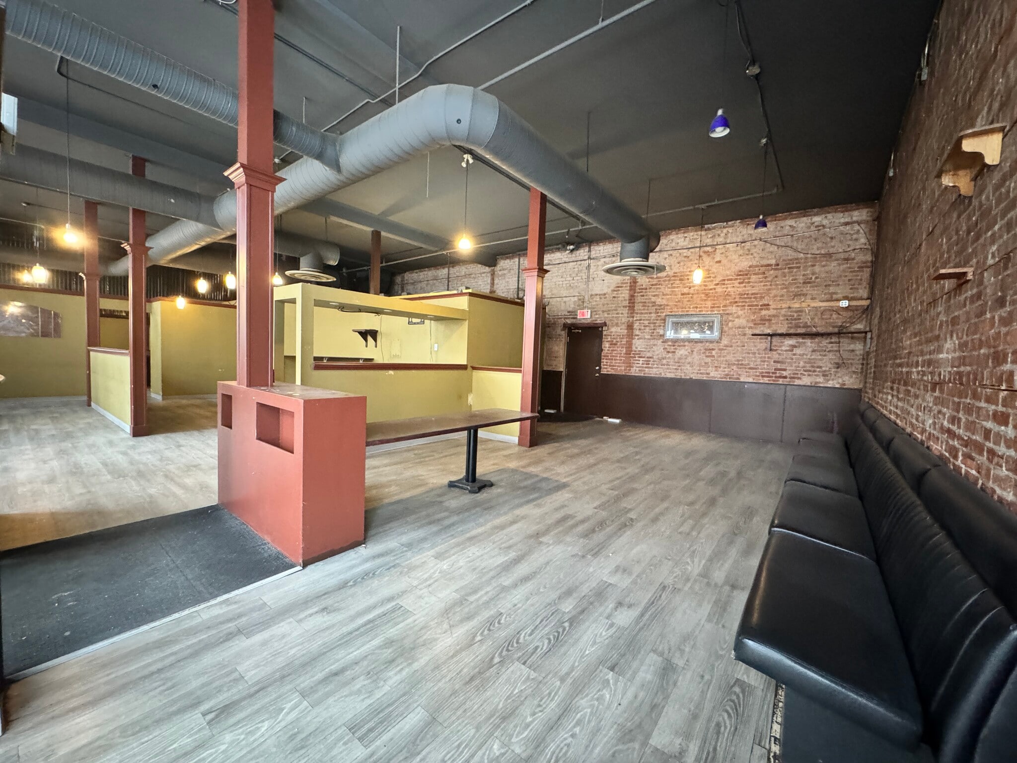 1018 MacLeod Trail SE, Calgary, AB for lease Interior Photo- Image 1 of 3