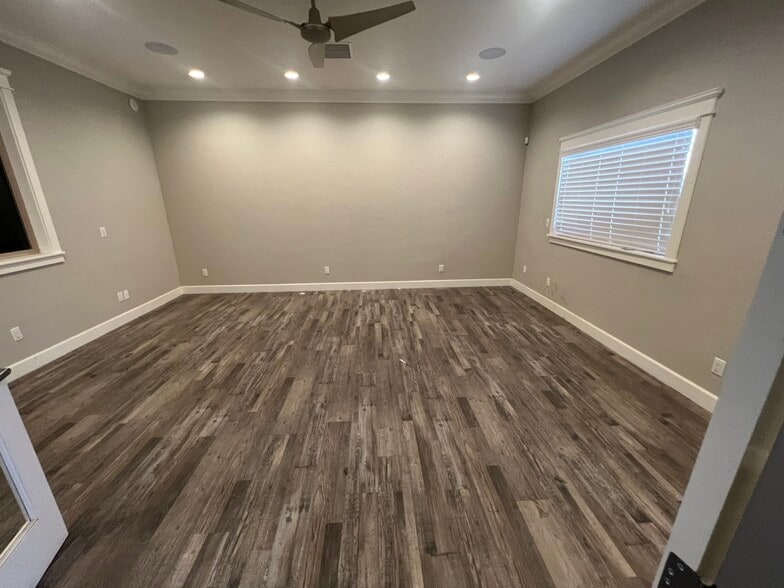 16623 Yucca St, Hesperia, CA à louer - Photo du bâtiment - Image 3 de 10