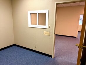 516 Pennsfield Pl, Thousand Oaks, CA à louer Photo intérieure- Image 2 de 5