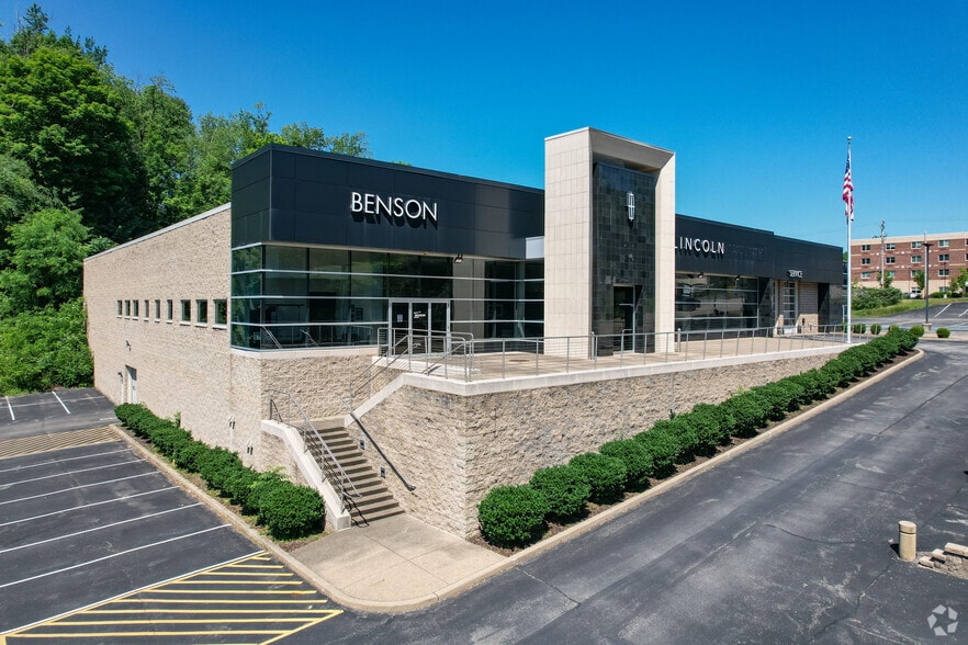 4800 Clairton Blvd, Pittsburgh, PA à louer - Photo principale - Image 1 de 15