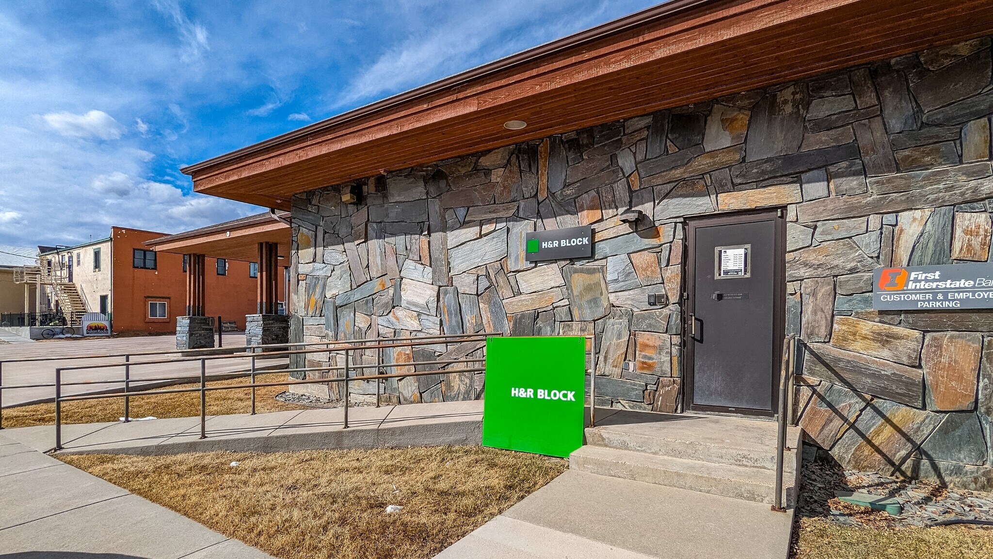 648 Mount Rushmore Rd, Custer, SD à vendre Photo du bâtiment- Image 1 de 1