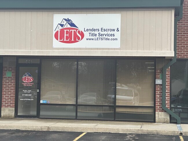 Plus de détails pour 496 N Town Center Rd, Mooresville, IN - Bureau/Commerce de détail à louer